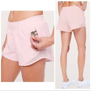 Lululemon Hotty Hot Shorts 4” Dusty Pink, 4